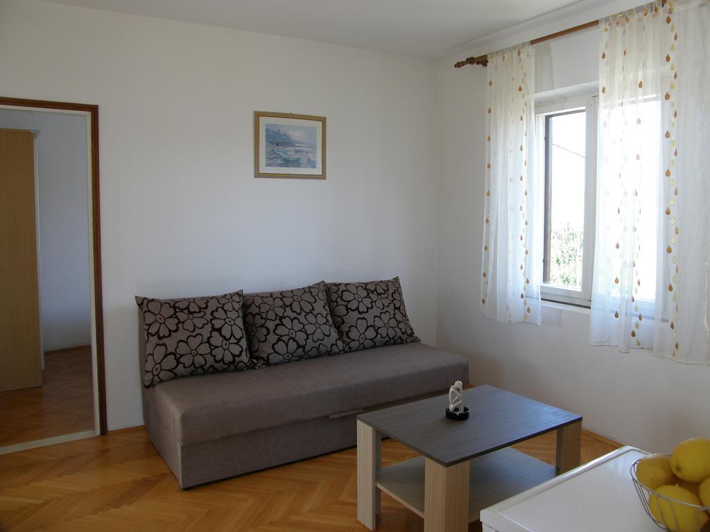Apartments Ante ルンバルダ 部屋 写真