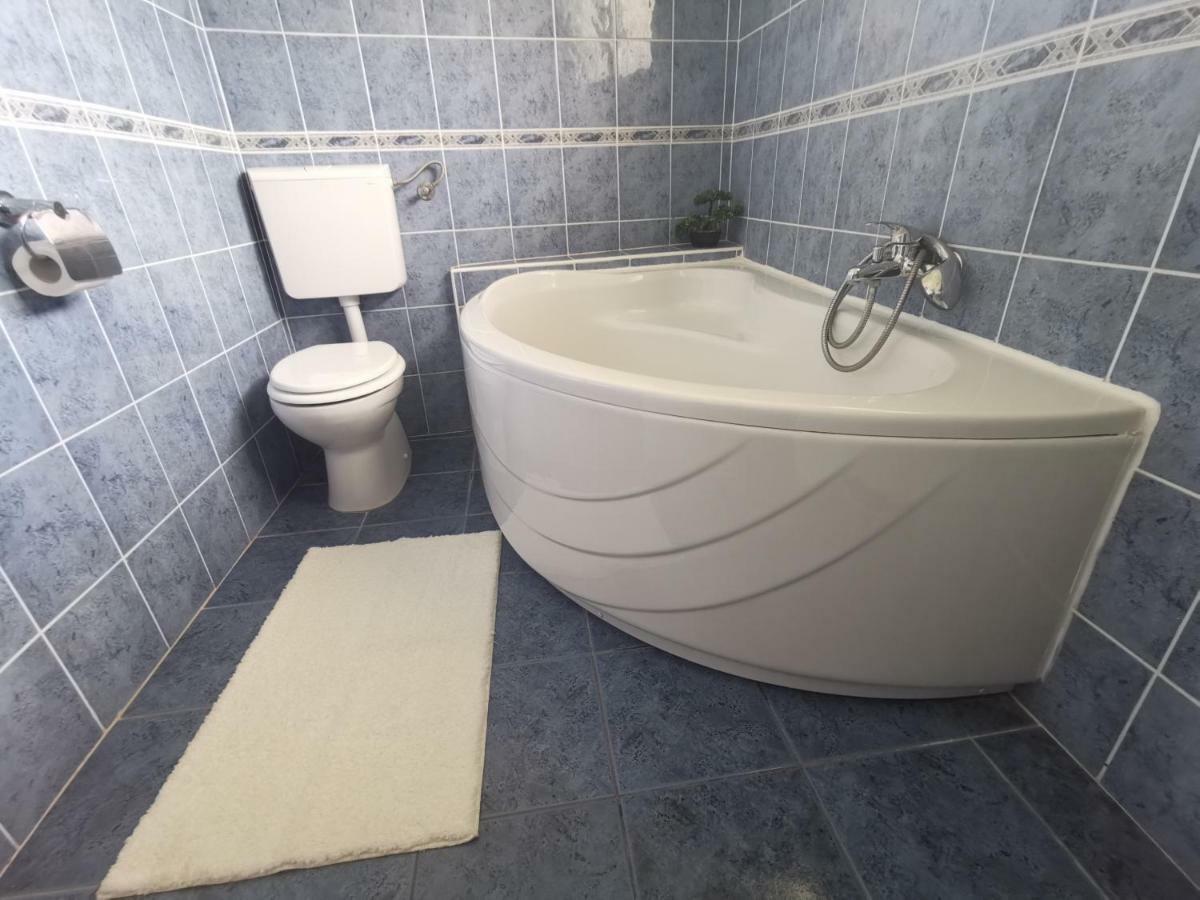 Apartments Ante ルンバルダ エクステリア 写真